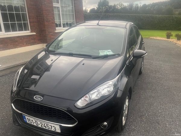 Ford Fiesta Hatchback, Diesel, 2015, Black