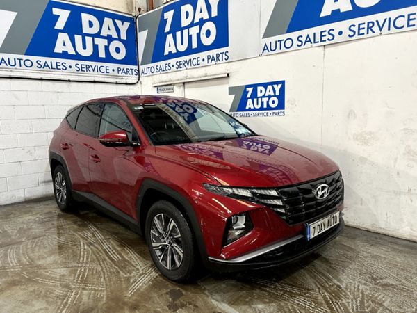 Hyundai Tucson MPV, Diesel, 2023, Red