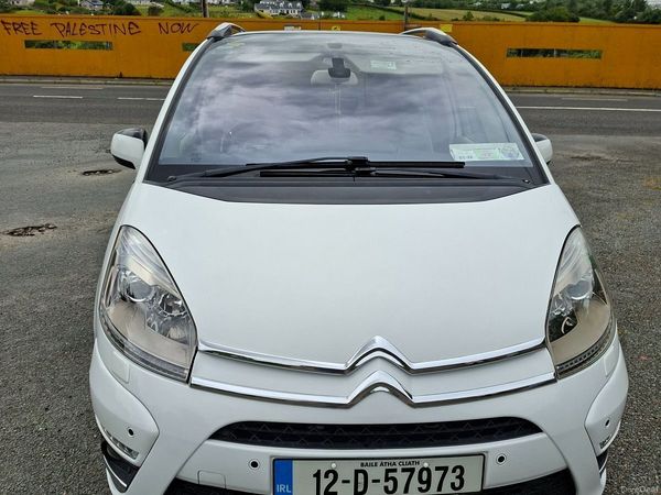 Citroen C4 Hatchback, Petrol, 2012, White