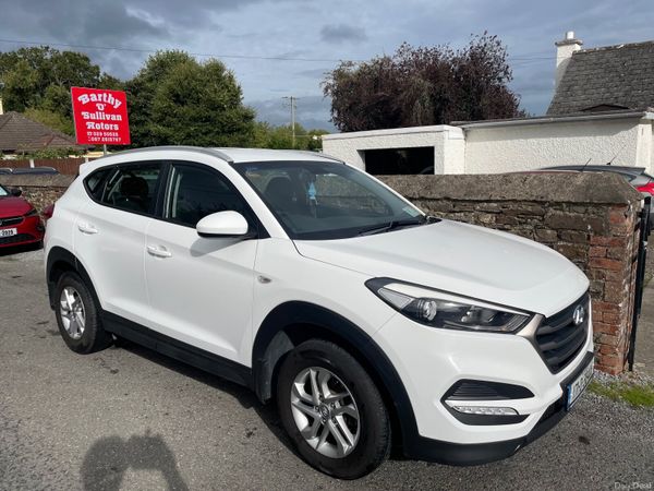 Hyundai Tucson SUV, Petrol, 2017, White
