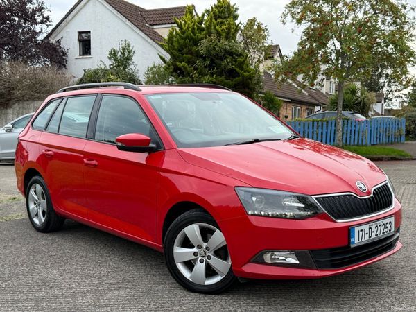 Skoda Fabia Estate, Petrol, 2017, Red