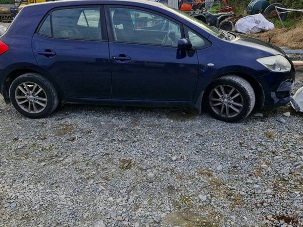 Toyota Auris Hatchback, Diesel, 2009, Blue