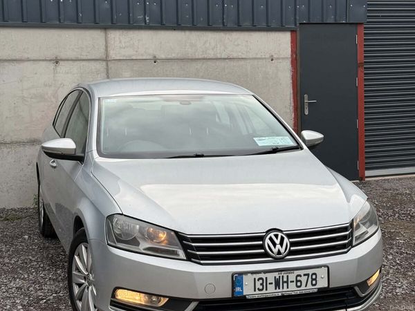 Volkswagen Passat Saloon, Diesel, 2013, Silver