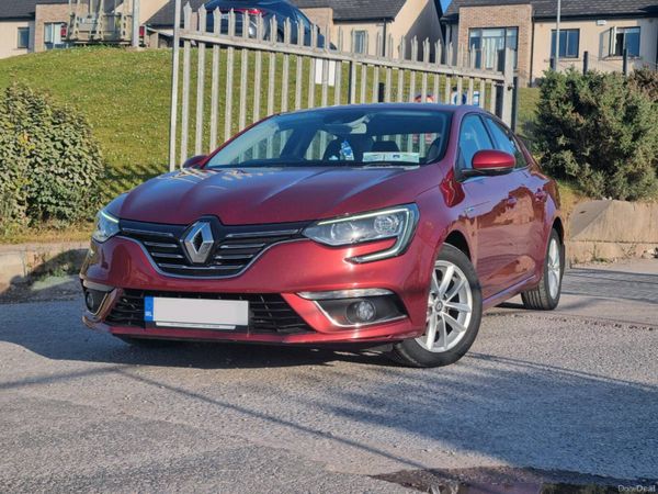 Renault Megane Saloon, Diesel, 2017, Red