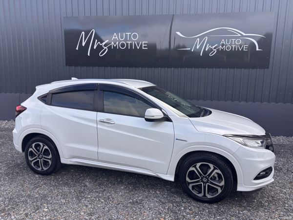 Honda Vezel MPV, Petrol Hybrid, 2018, White