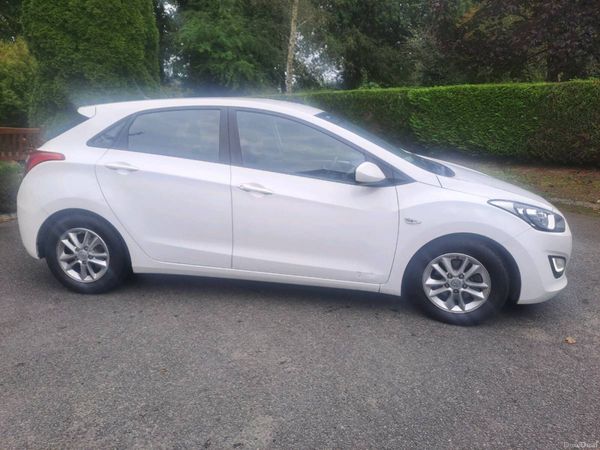 Hyundai i30 Hatchback, Diesel, 2015, White