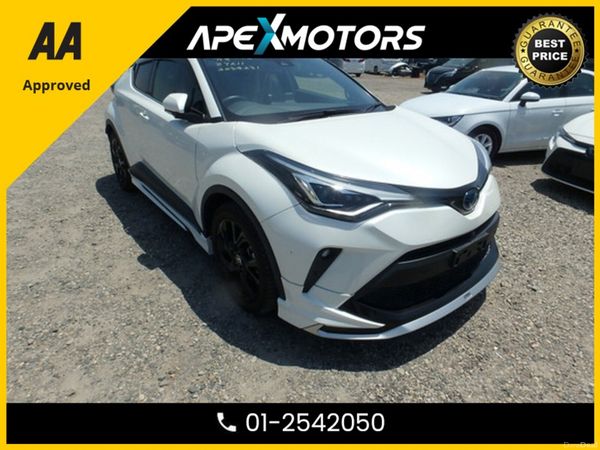 Toyota C-HR SUV, Petrol Hybrid, 2021, White