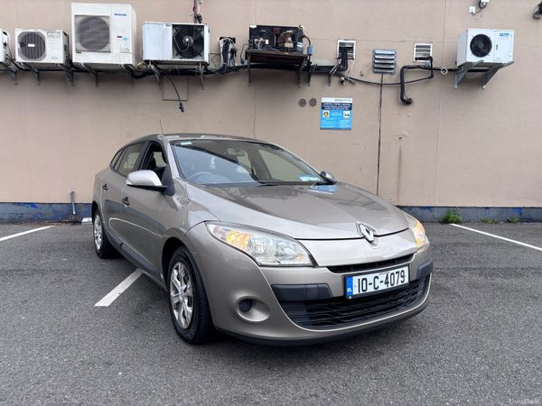 Renault Megane Estate, Diesel, 2010, Gold