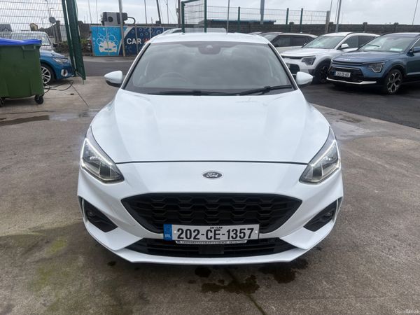 Ford Focus Hatchback, Diesel, 2020, White