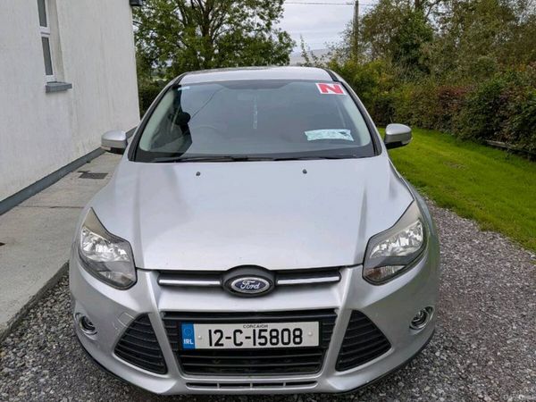 Ford Focus Hatchback, Diesel, 2012, Silver