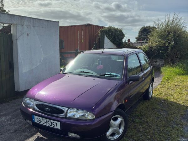 Ford Fiesta Hatchback, Petrol, 1999, Purple