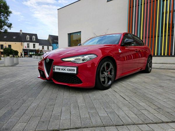 Alfa Romeo Giulia Saloon, Diesel, 2017, Red