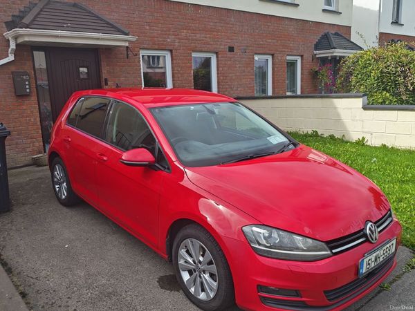 Volkswagen Golf Hatchback, Petrol, 2015, Red
