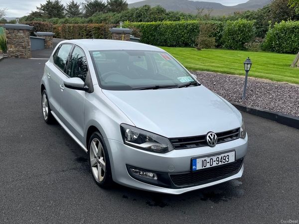 Volkswagen Polo Hatchback, Petrol, 2010, Silver