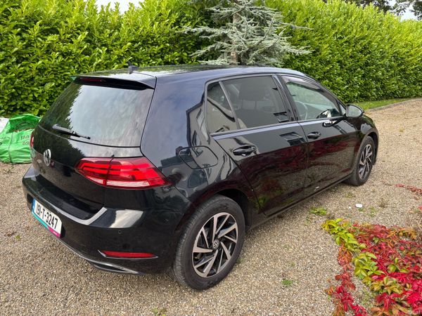 Volkswagen Golf Hatchback, Diesel, 2019, Black
