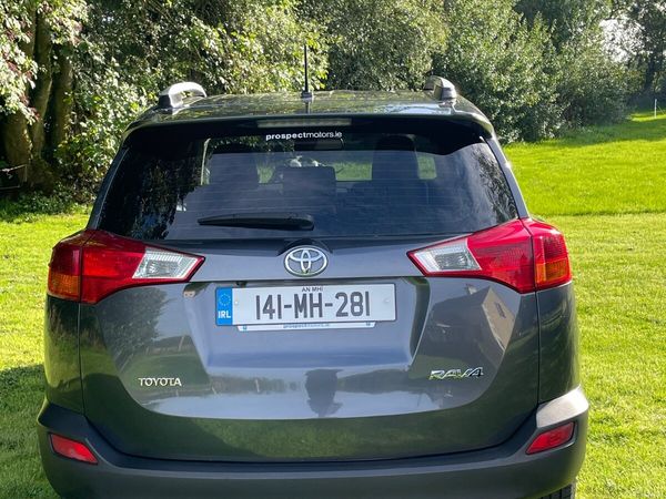 Toyota RAV4 SUV, Diesel, 2014, Grey