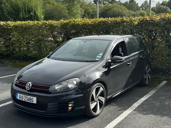 Volkswagen Golf Hatchback, Petrol, 2011, Black
