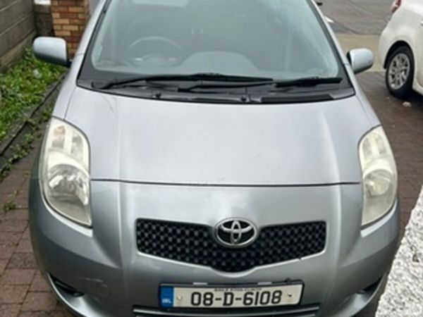 Toyota Yaris Hatchback, Petrol, 2008, Silver