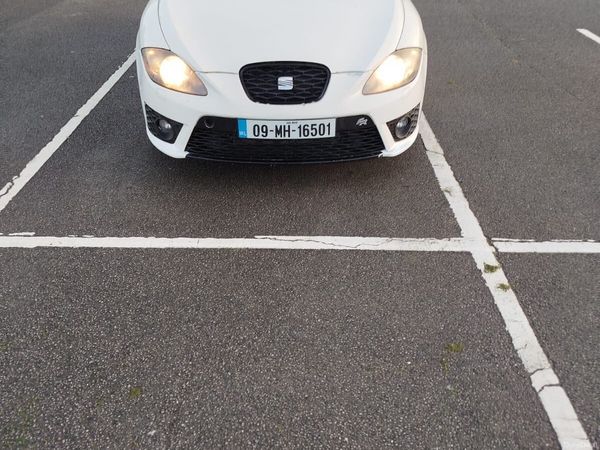 SEAT Leon Hatchback, Diesel, 2009, White