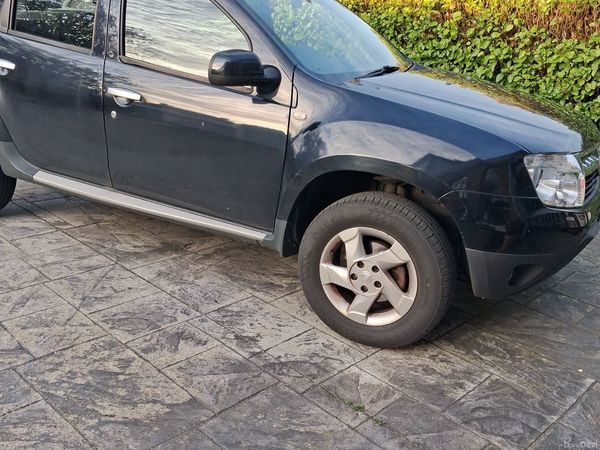 Dacia Duster SUV, Diesel, 2014, Black