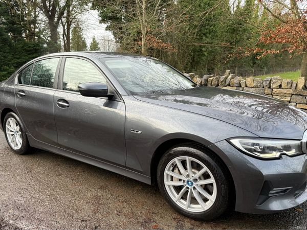 BMW 3-Series Saloon, Petrol Hybrid, 2021, Grey