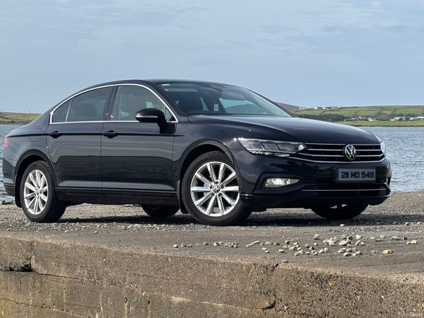Volkswagen Passat Saloon, Diesel, 2021, Black