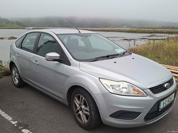 Ford Focus Hatchback, Diesel, 2011, Silver