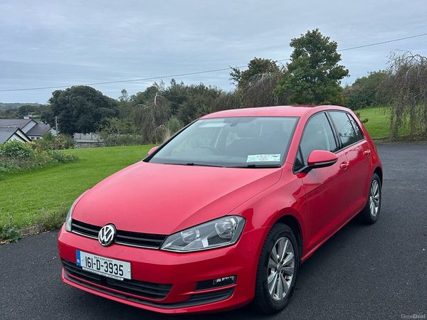 Volkswagen Golf Hatchback, Petrol, 2016, Red