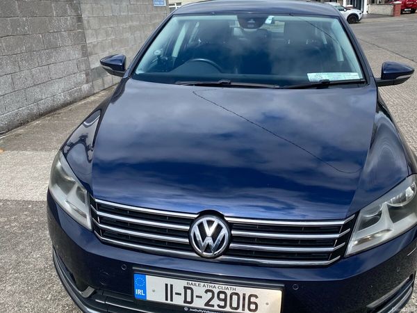 Volkswagen Passat Saloon, Diesel, 2011, Blue
