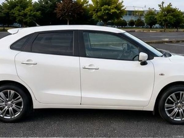 Suzuki Baleno Hatchback, Petrol, 2016, White