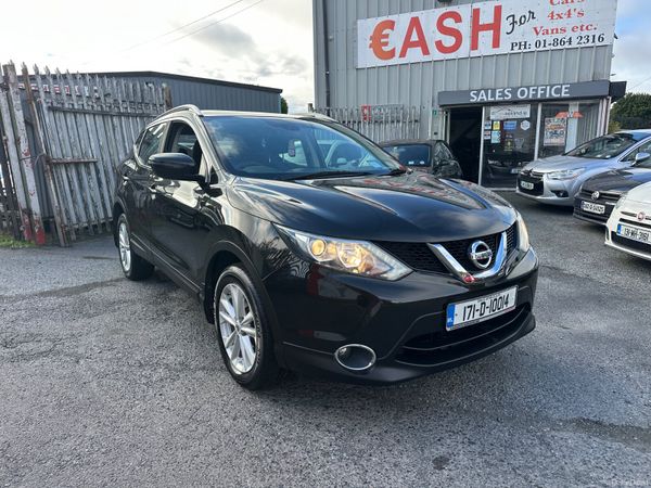 Nissan Qashqai SUV, Diesel, 2017, Black