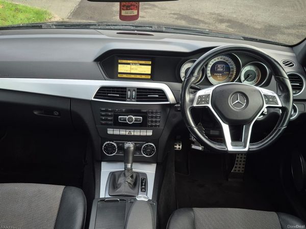 Mercedes-Benz C-Class Saloon, Diesel, 2011, Black