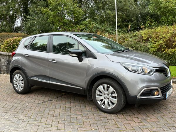 Renault Captur Hatchback, Diesel, 2016, Grey