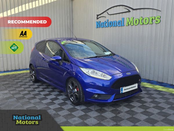 Ford Fiesta Hatchback, Petrol, 2014, Blue