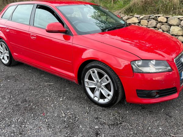 Audi A3 Hatchback, Diesel, 2010, Red