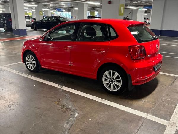 Volkswagen Polo Hatchback, Diesel, 2015, Red