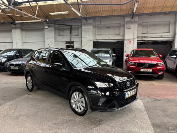 SEAT Arona Hatchback, Petrol, 2025, Black
