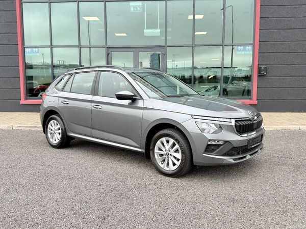 Skoda Kamiq Hatchback, Petrol, 2025, Grey