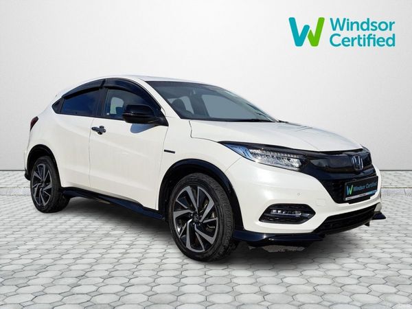 Honda Vezel SUV, Petrol Hybrid, 2020, White