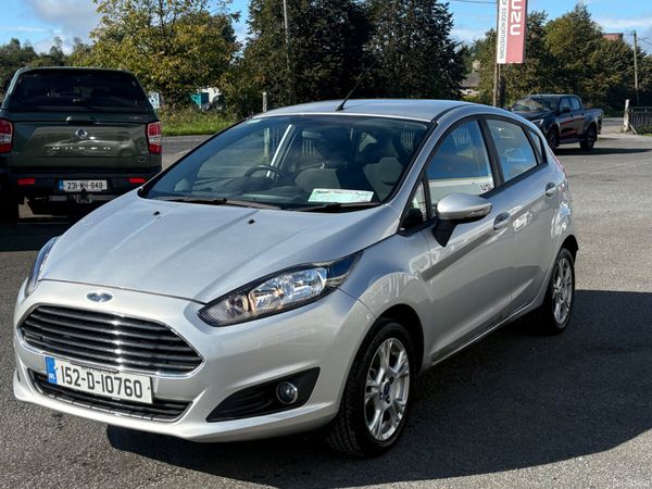 Ford Fiesta Hatchback, Petrol, 2015, Silver