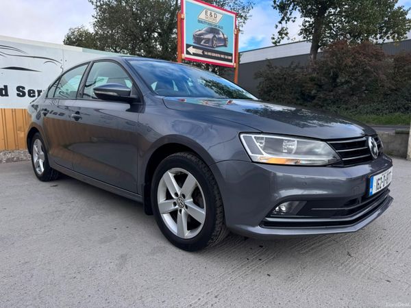 Volkswagen Jetta Saloon, Petrol, 2016, Grey