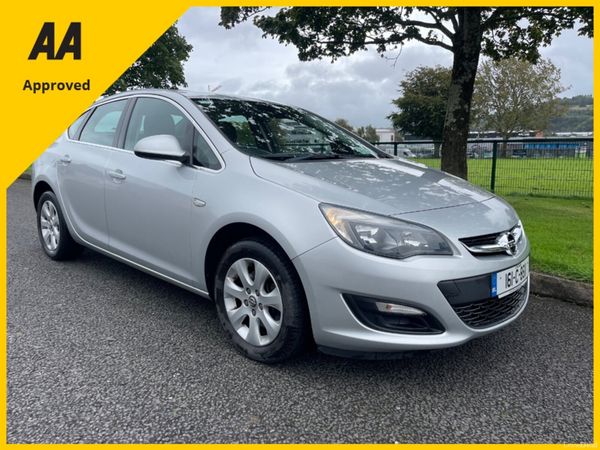 Opel Astra Saloon, Diesel, 2016, Silver