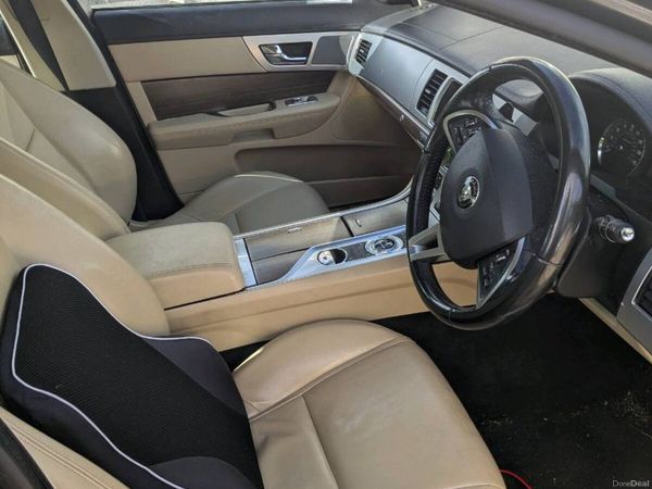 Jaguar XF Saloon, Diesel, 2014, Grey