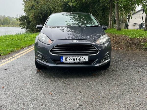 Ford Fiesta Hatchback, Petrol, 2015, Blue