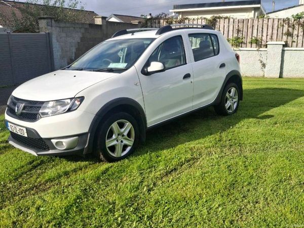 Dacia Sandero Stepway Hatchback, Diesel, 2016, White