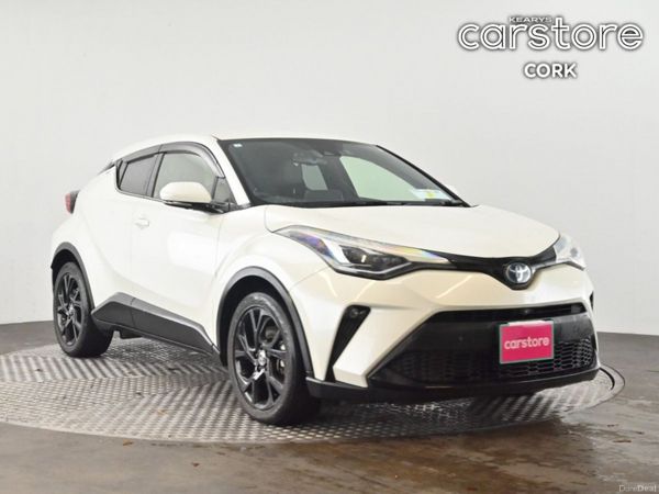 Toyota C-HR SUV, Petrol Hybrid, 2021, White