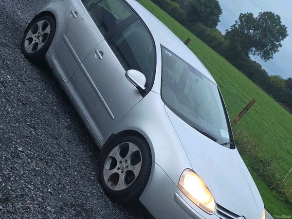 Volkswagen Golf Hatchback, Diesel, 2008, Silver