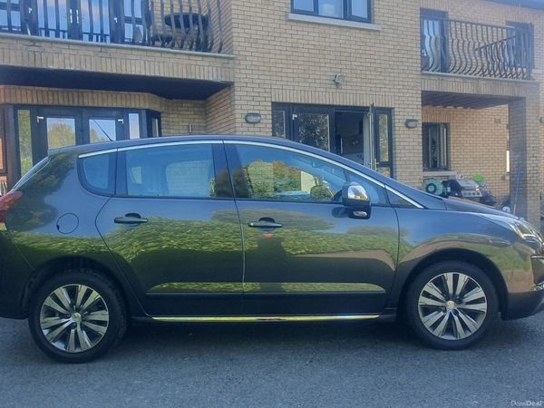 Peugeot 3008 SUV, Petrol, 2016, Grey