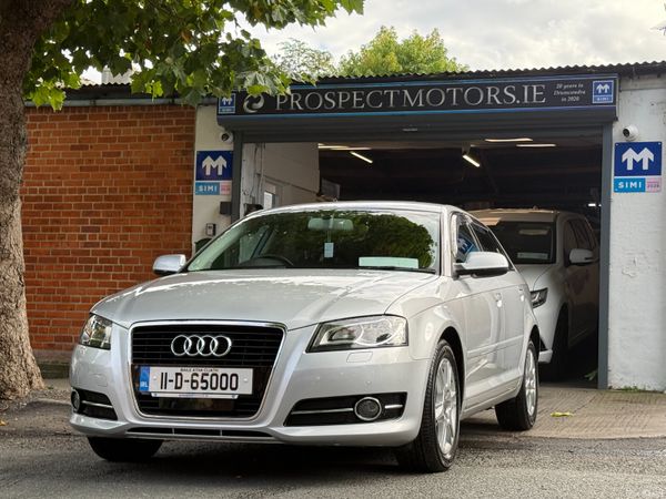 Audi A3 Hatchback, Petrol, 2011, Silver