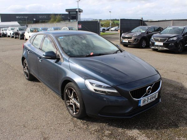 Volvo V40 Hatchback, Diesel, 2018, Blue